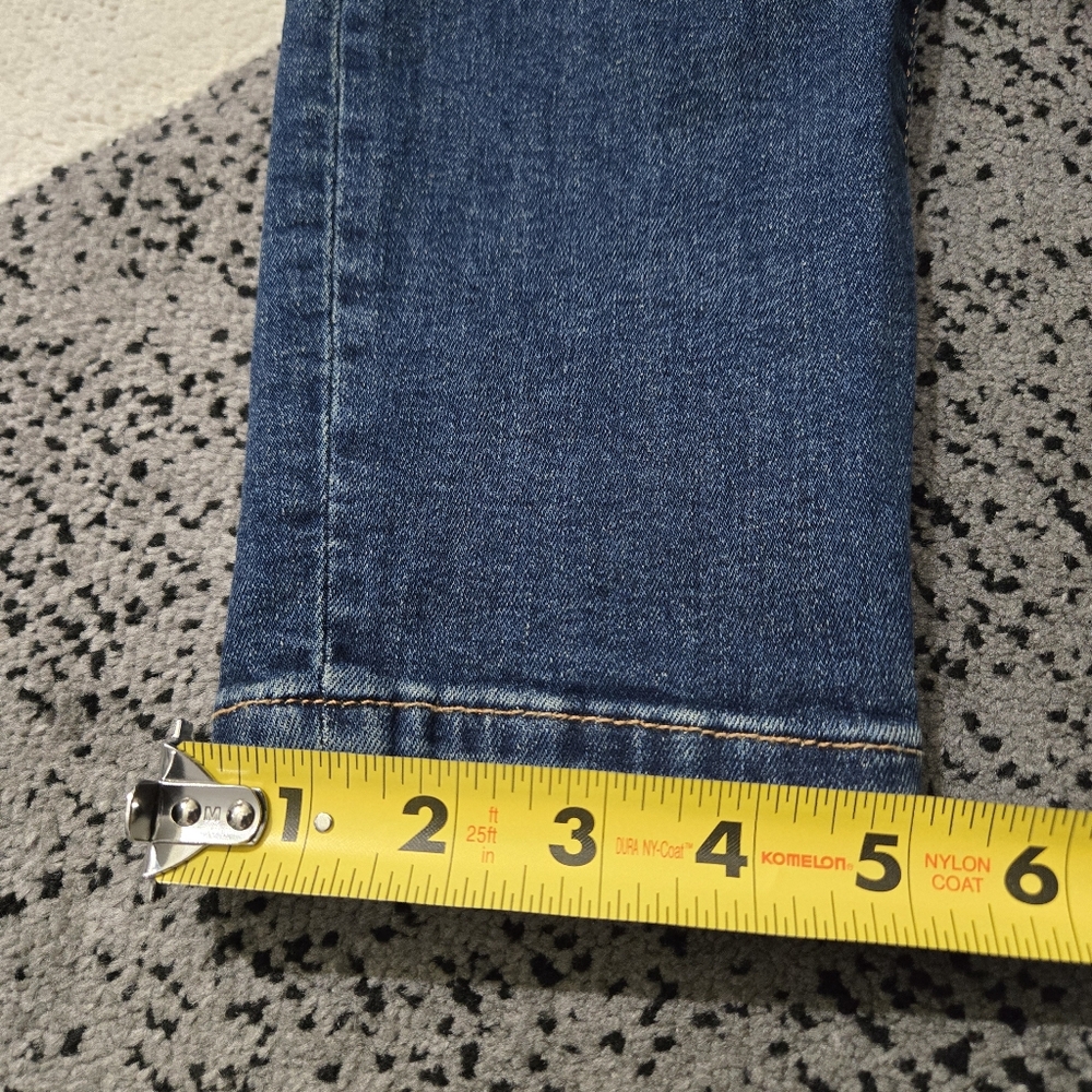 Good American Good Legs Skinny Jeans, 6/28, NWT - Picture 9 of 14